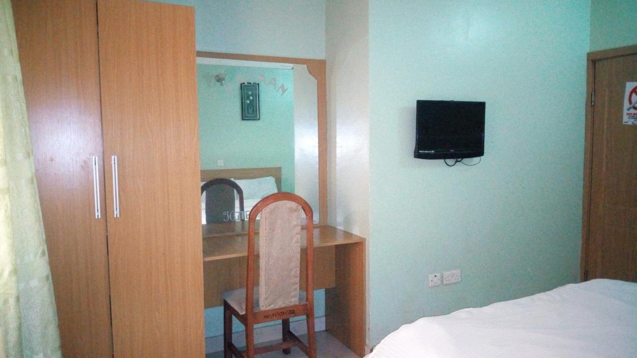 Mataan Hotel And Suites Ibadan Exterior foto